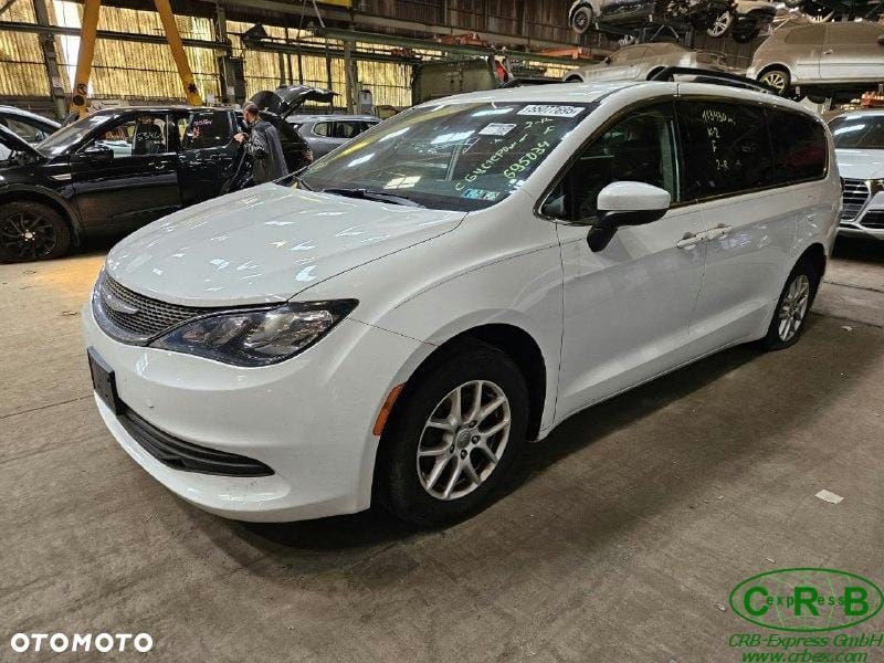 Chrysler Pacifica - 18