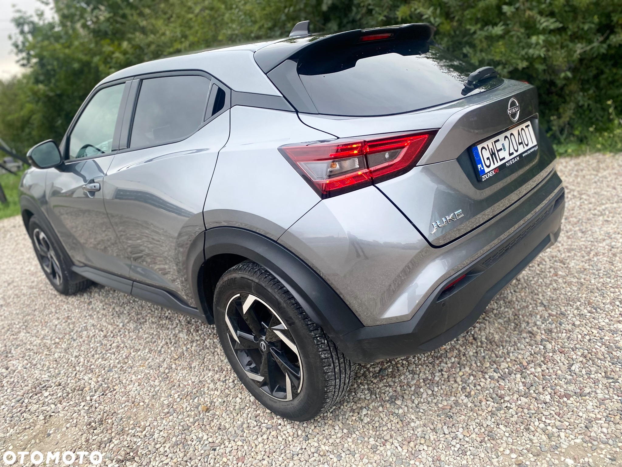 Nissan Juke 1.0 DIG-T N-Connecta DCT - 4