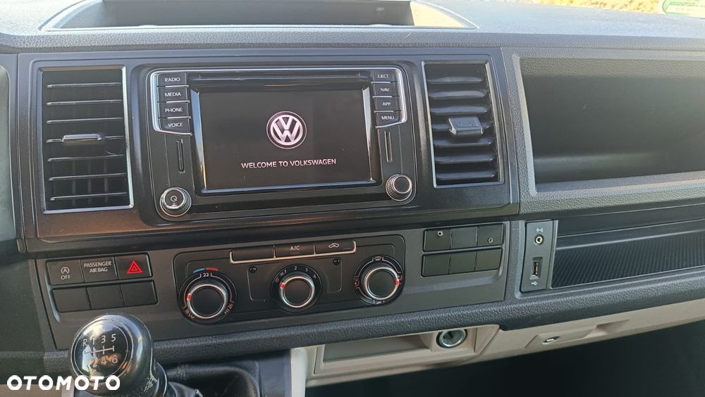 Volkswagen Transporter - 8