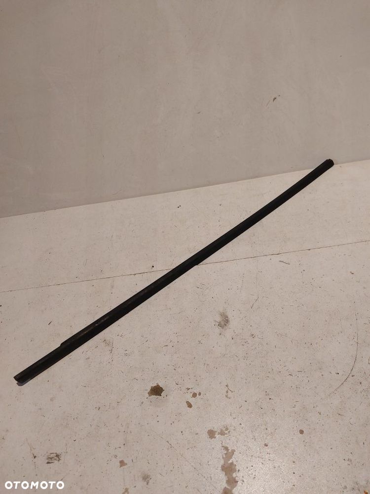 Listwa zgarniająca uszczelka prawa bmw e 46 sedan touring kombi - 1