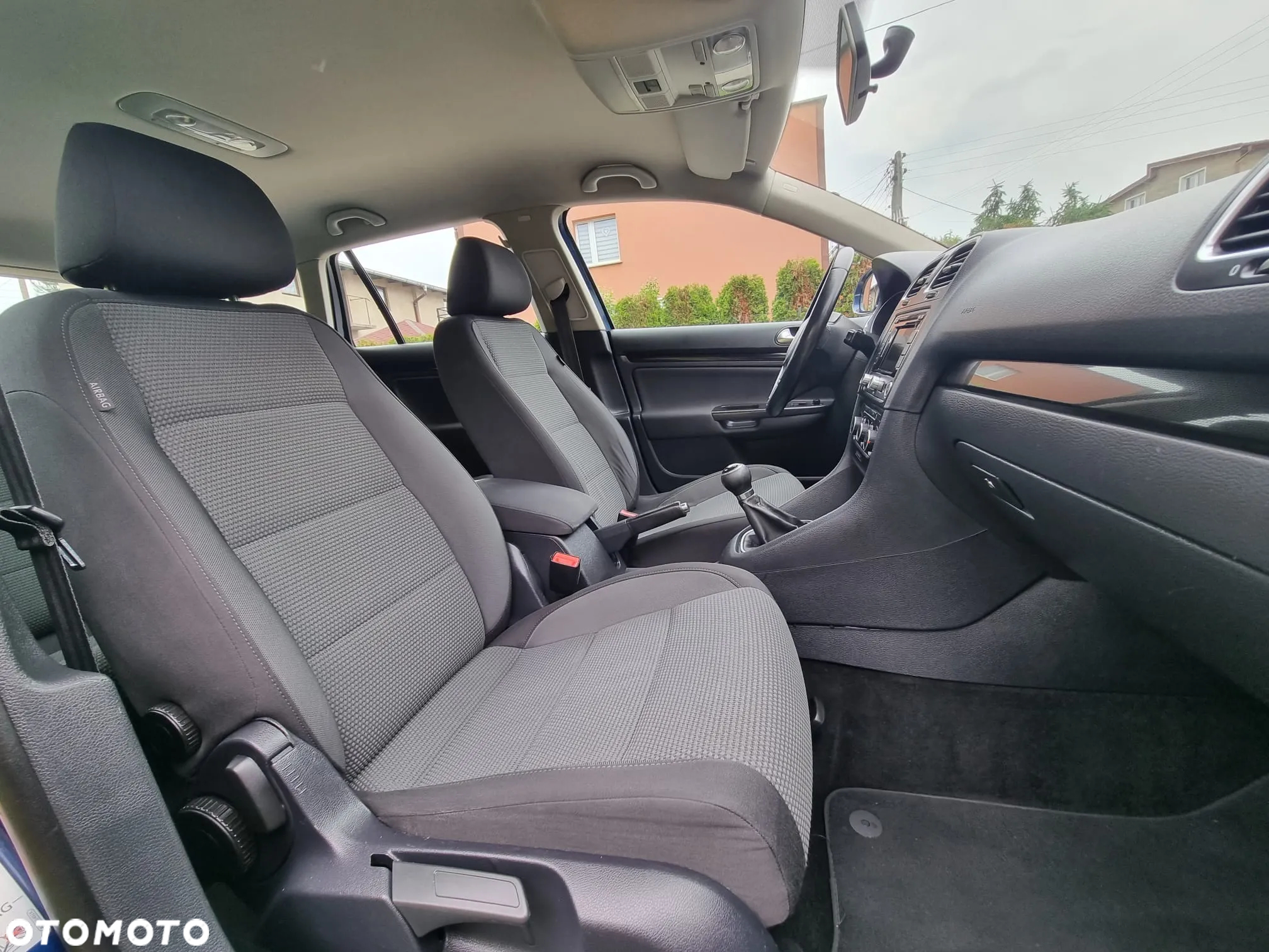 Volkswagen Golf 1.6 TDI DPF Trendline - 9