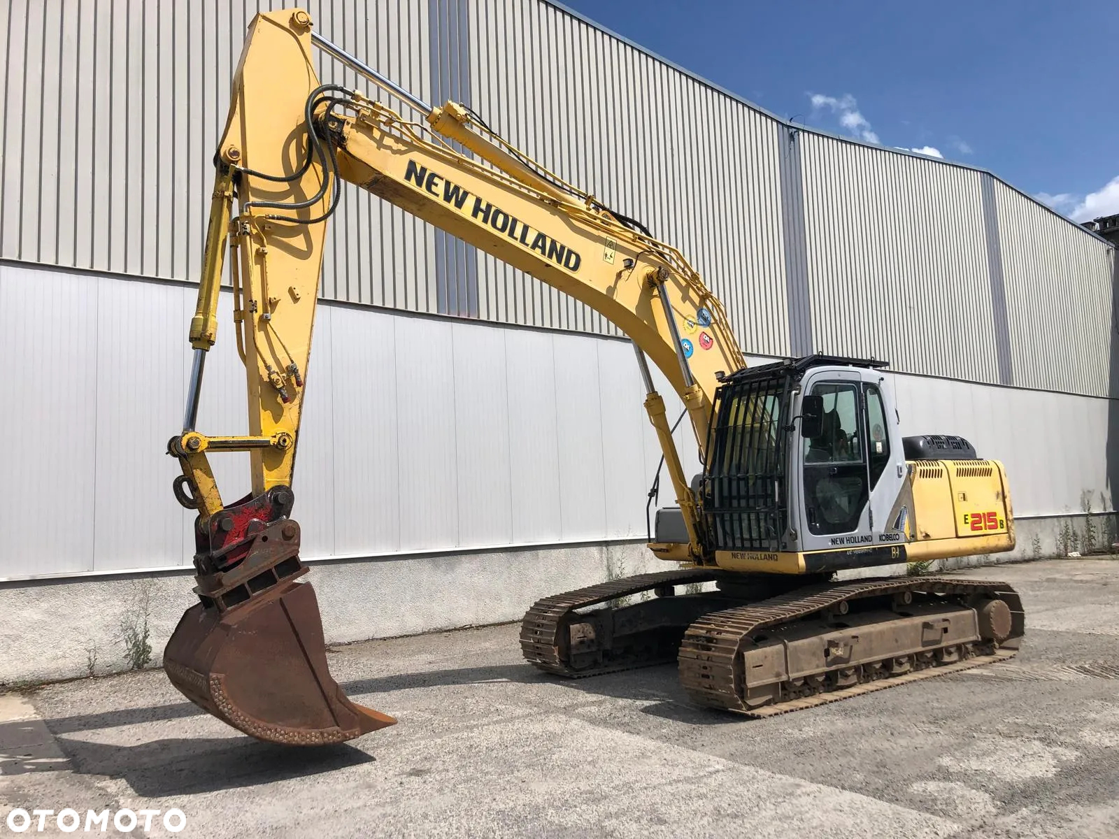 New Holland Kobelco E215B LC version-C - 2