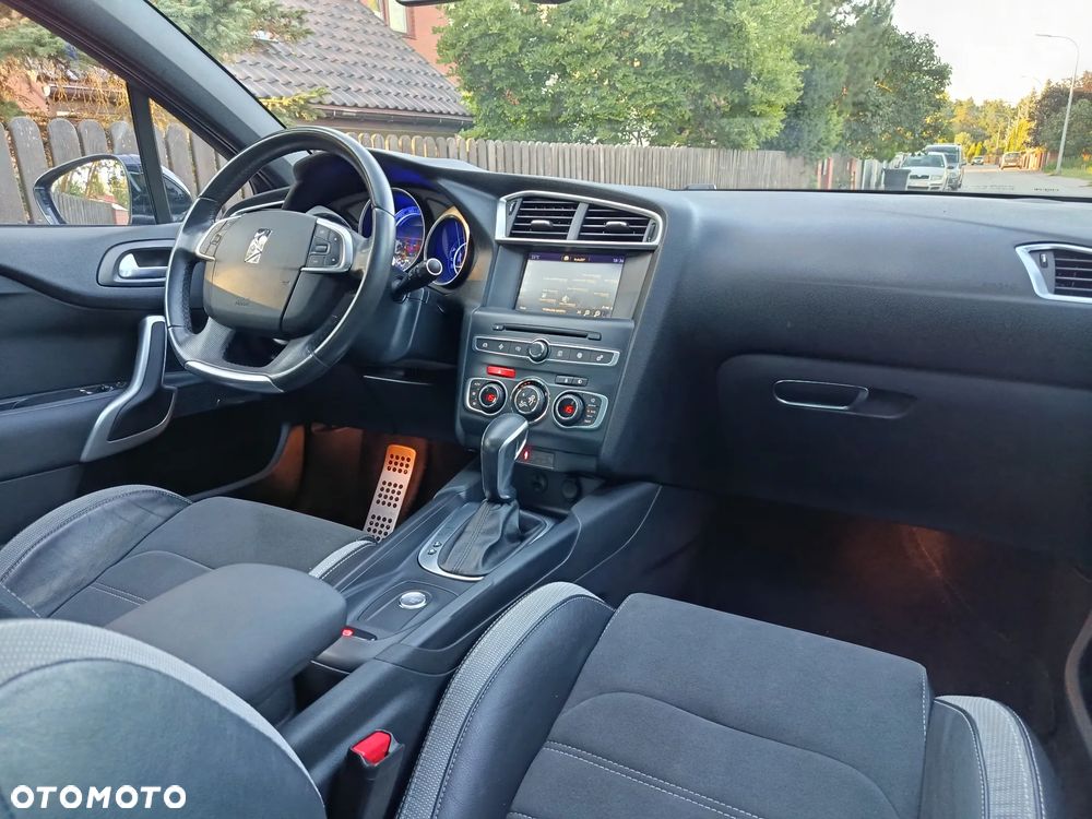 DS Automobiles DS 4 Crossback - 9
