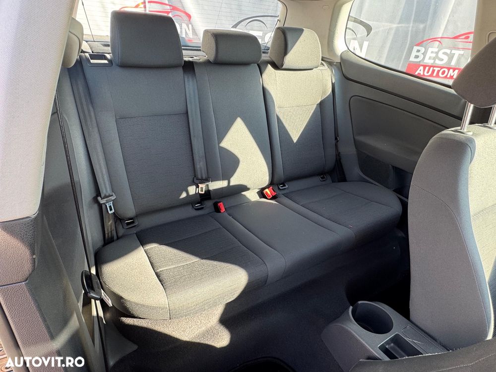 Volkswagen Golf 1.4 FSI Trendline - 9
