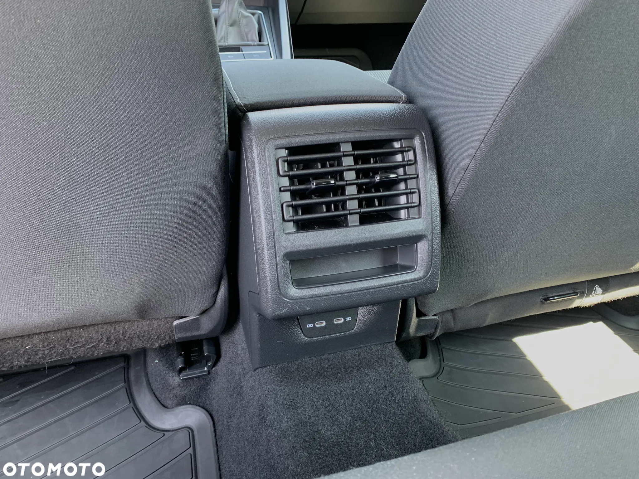 Volkswagen Golf VIII 1.0 TSI - 23