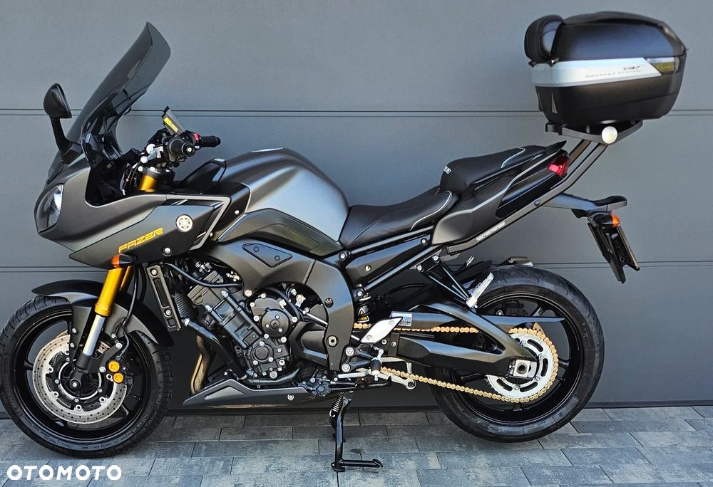 Yamaha FZ8 - 12