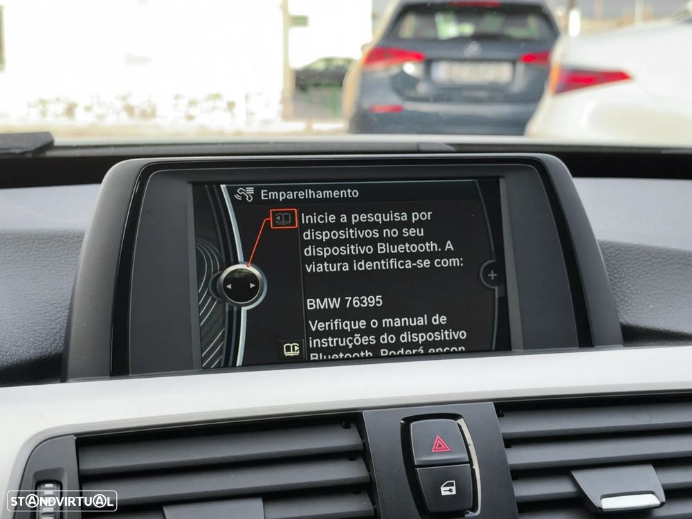 BMW 318 Gran Turismo d Aut. - 24