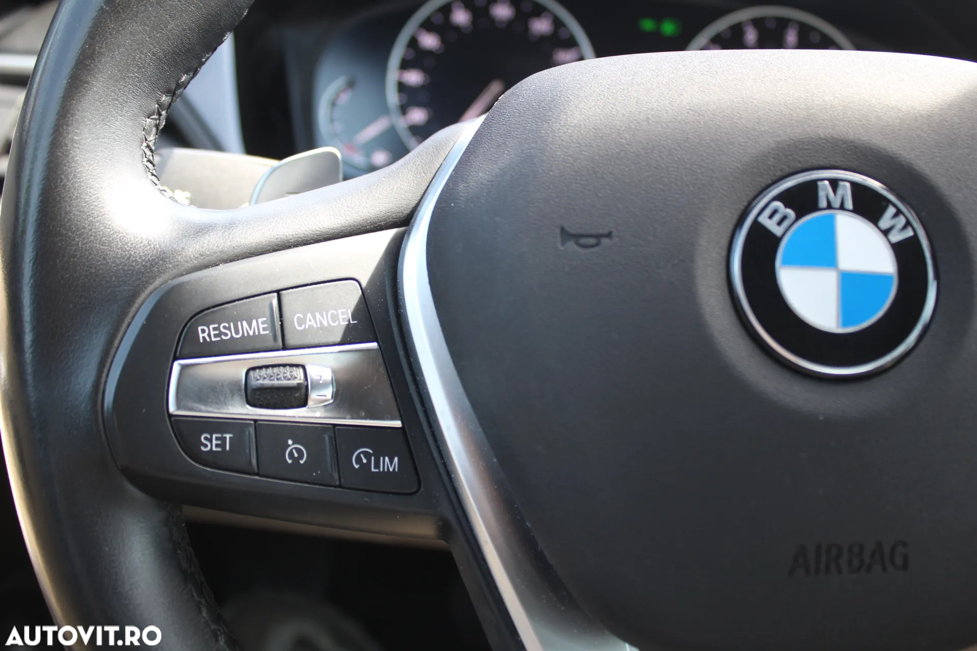 BMW Seria 3 330i AT - 5