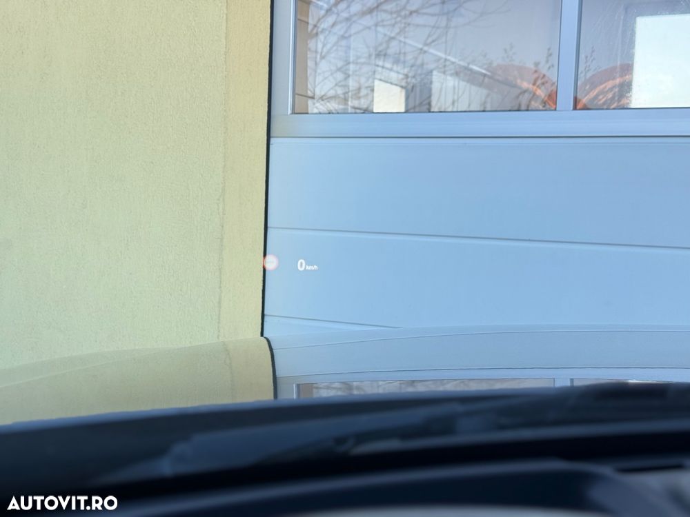 BMW Seria 3 320d Touring xDrive Aut. Sport Line - 38