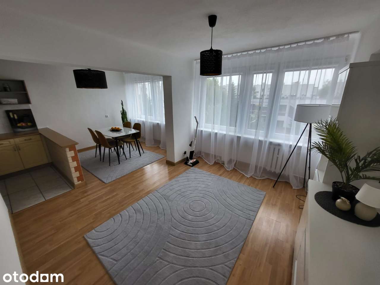 Przestronne 51m w super lokalizacji Barwinek/Kochanowskiego wyposażone
