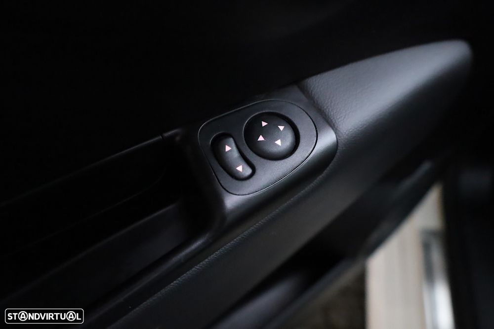 Fiat 500 1.0 Hybrid Connect - 27