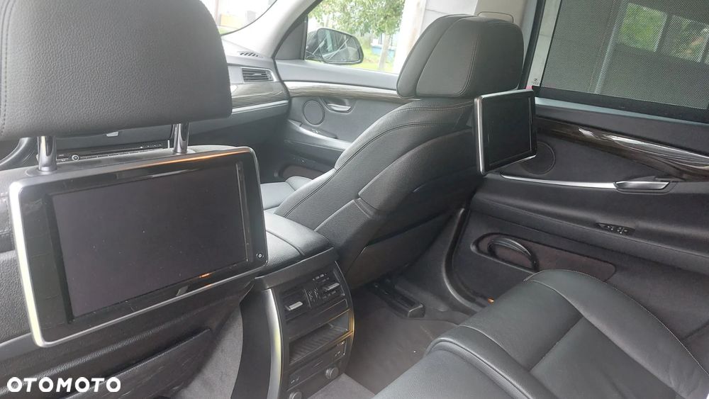 BMW Seria 5 520d Luxury Line - 13