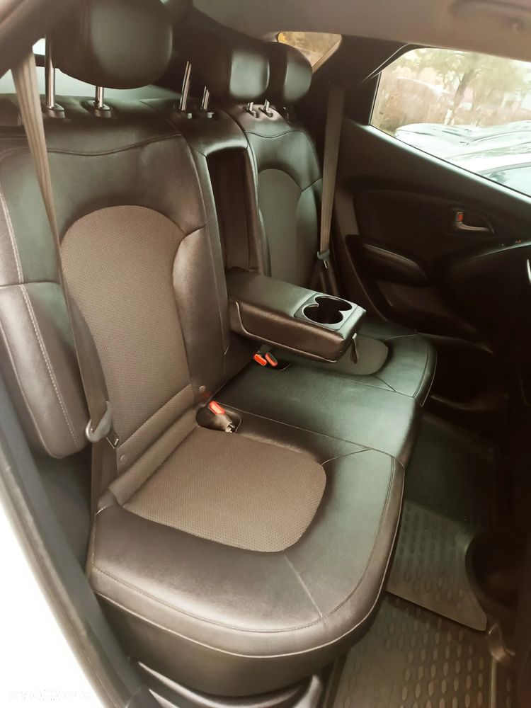 Hyundai ix35 2.0 2WD Trend - 21