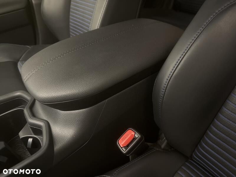 Toyota RAV4 2.5 Hybrid Selection 4x4 - 19