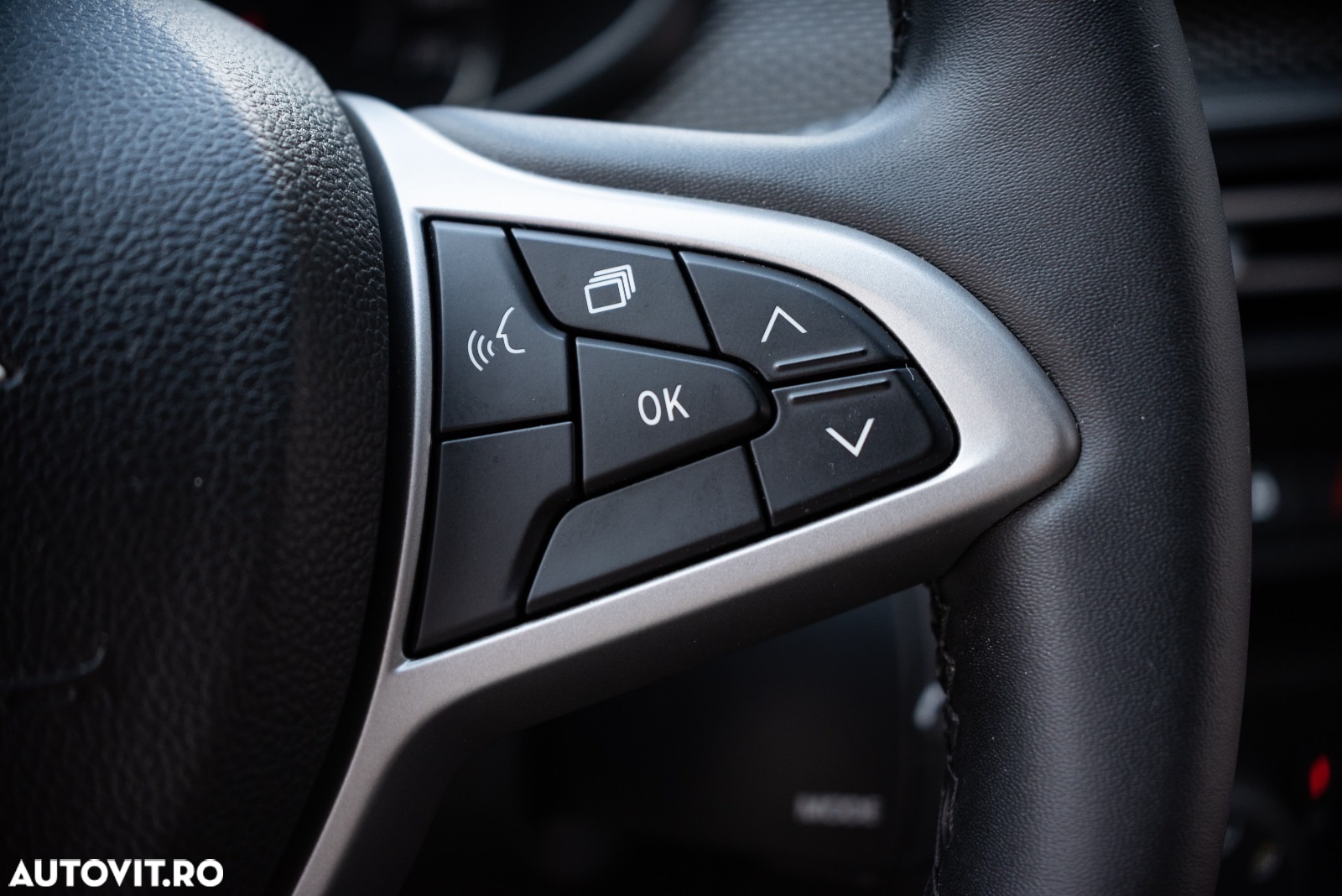 Dacia Logan ECO-G 100 MT6 Comfort - 27