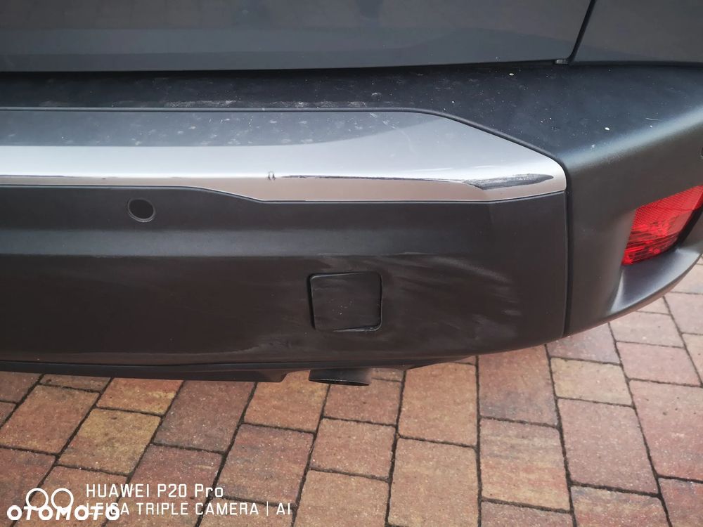 Peugeot 2008 PureTech 100 Allure S&S BVM6 - 20
