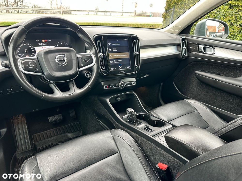 Volvo XC 40 D4 AWD - 33