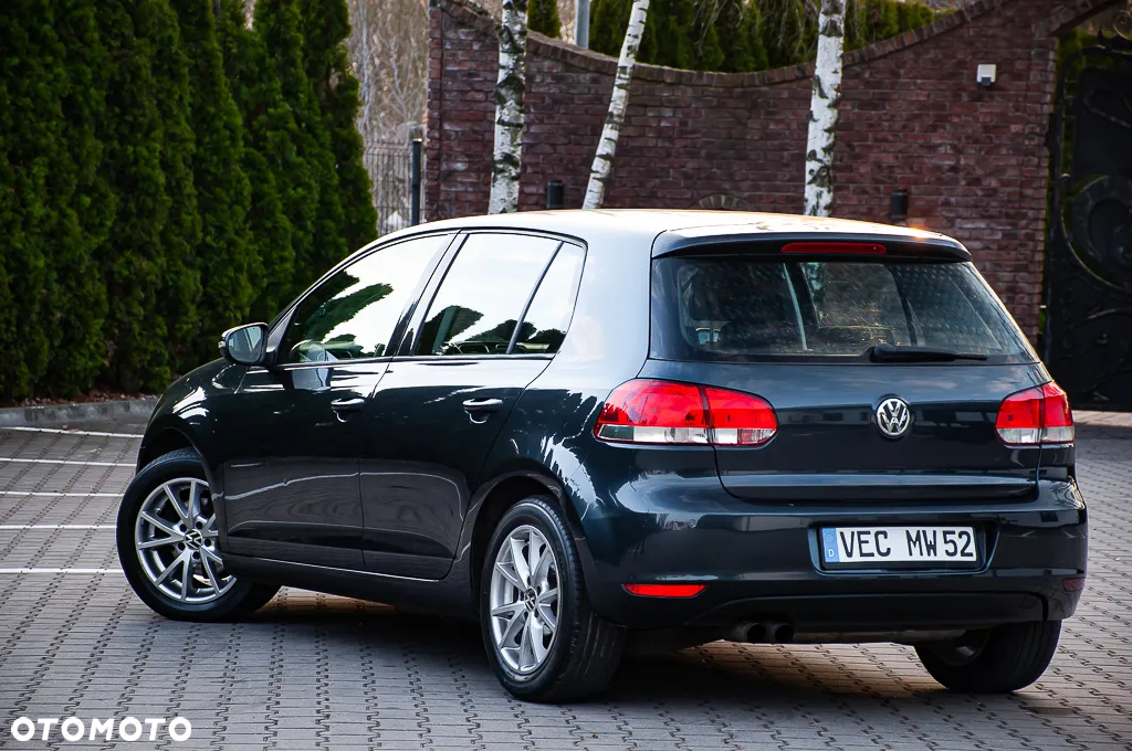 Volkswagen Golf - 17