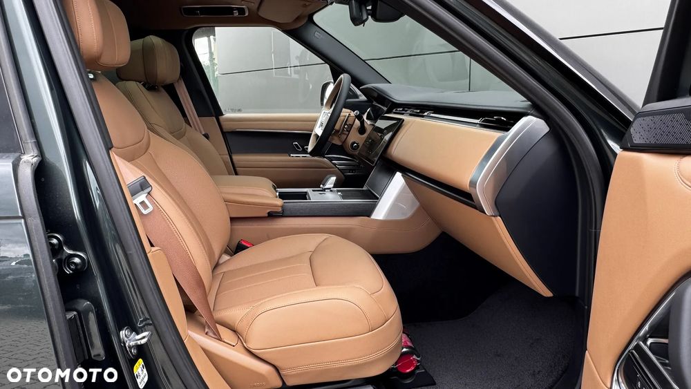 Land Rover Range Rover D350 Autobiography - 13