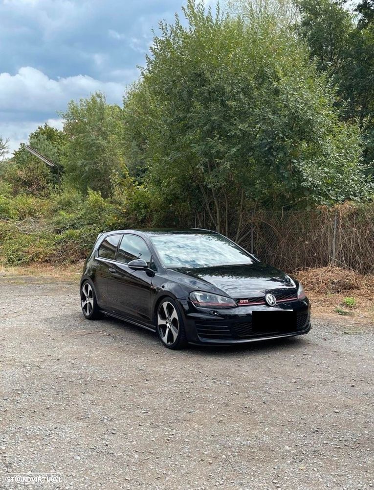 VW Golf 2.0 TSi GTi DSG - 1