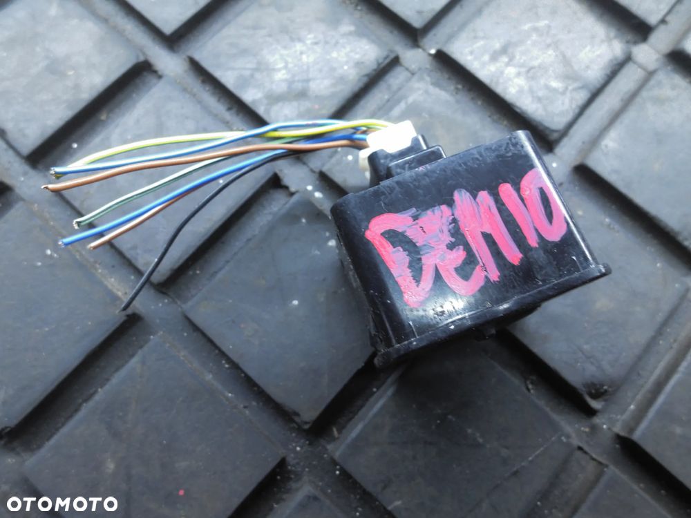 MAZDA DEMIO LIFT PRZEŁĄCZNIK WŁĄCZNIK REGULACJI LUSTERK - 2