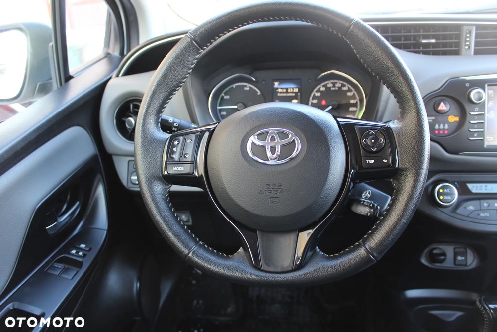 Toyota Yaris - 22