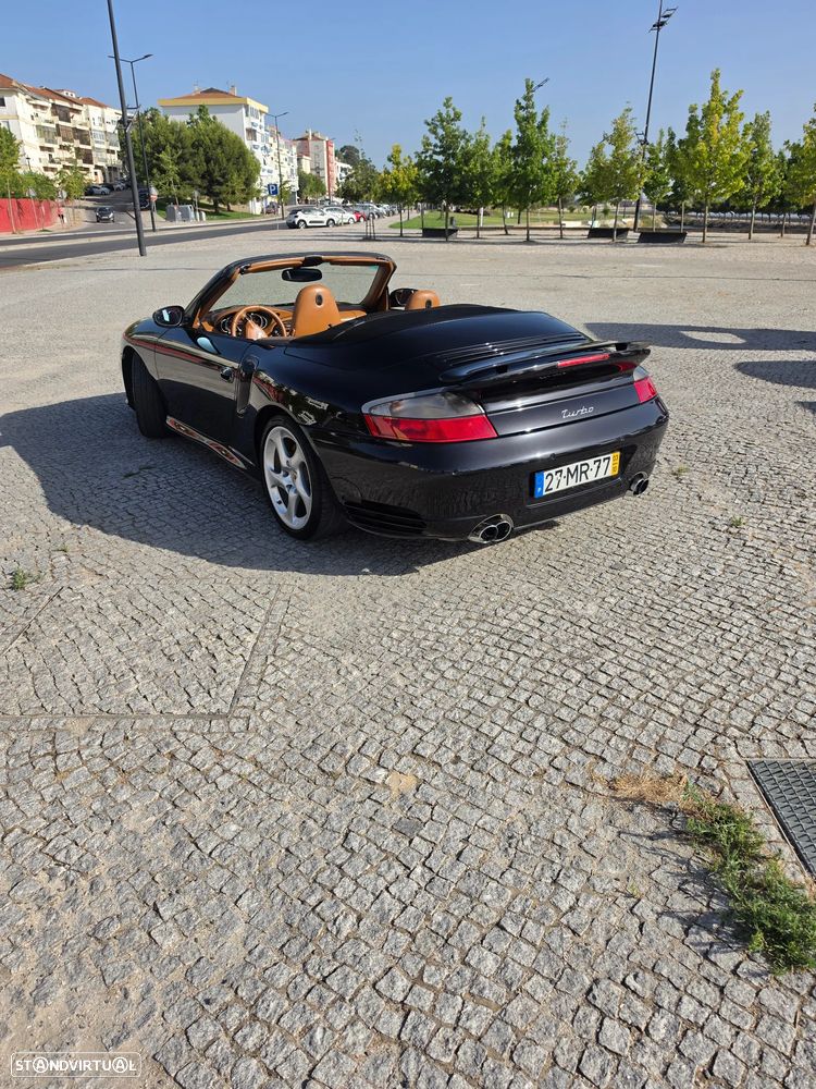 Porsche 911 Série F - 59