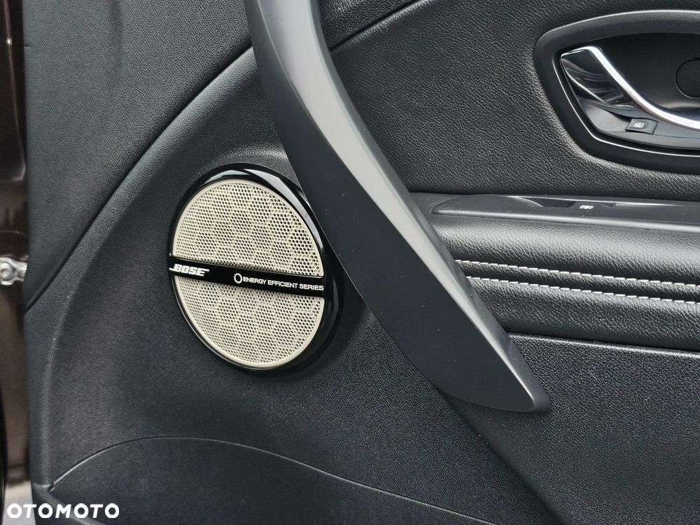 Renault Megane ENERGY TCe 130 BOSE EDITION - 28