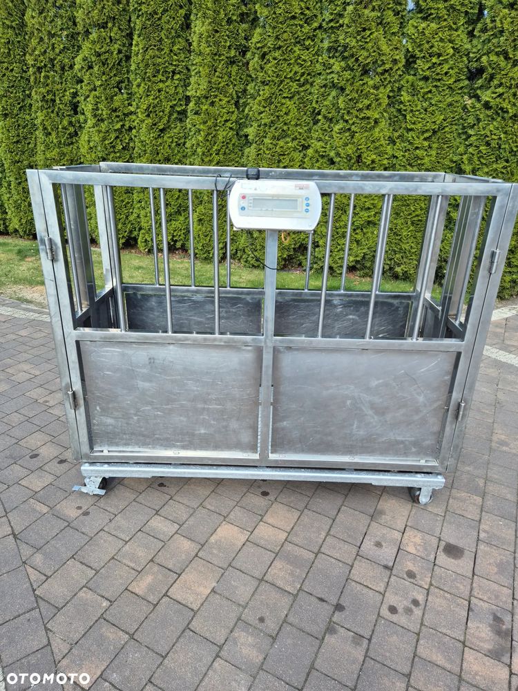 Mercedes-Benz Sprinter - 20