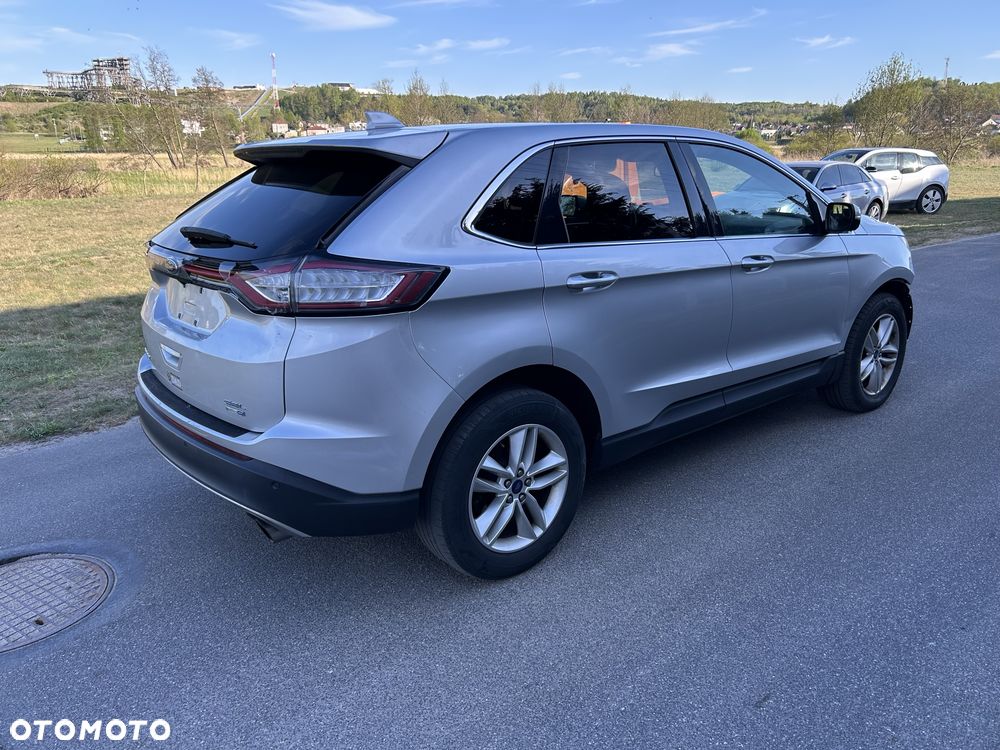 Ford Edge - 2