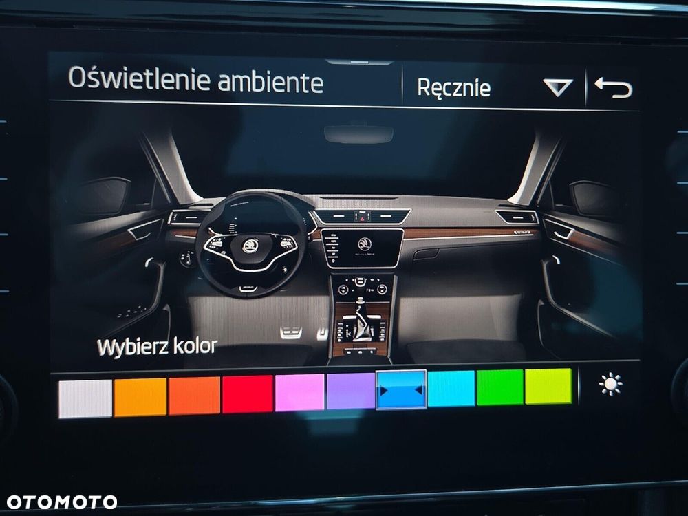 Skoda Superb 2.0 TDI SCR 4x4 Scout DSG - 28