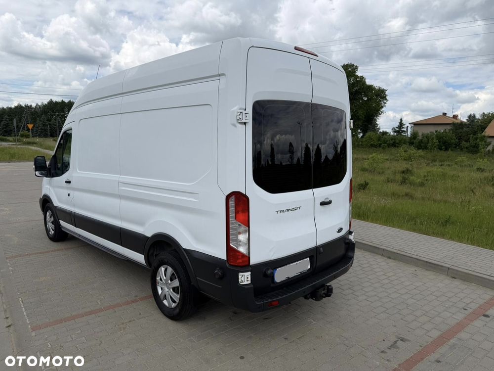 Ford Transit - 24
