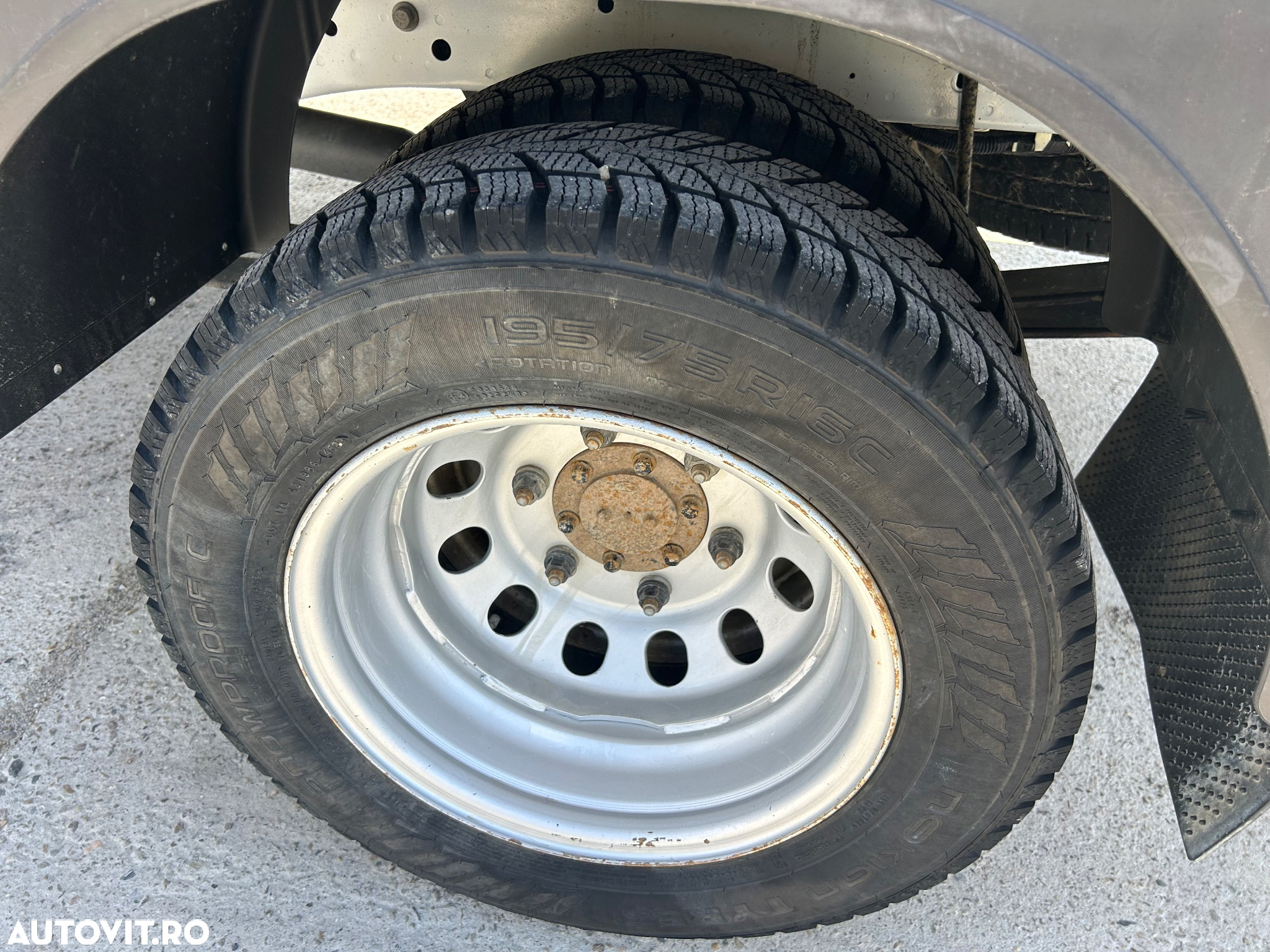 Ford Transit DOKA 7 LOCURI AXA DUBLA SPATE - 35