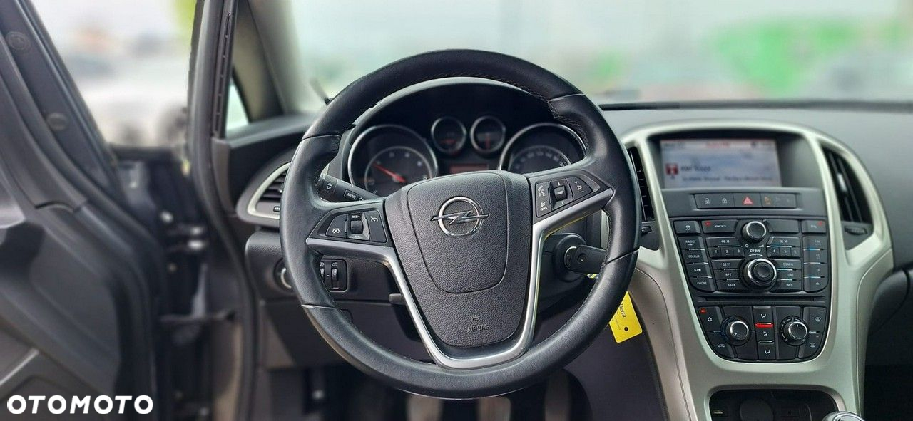 Opel Astra - 10