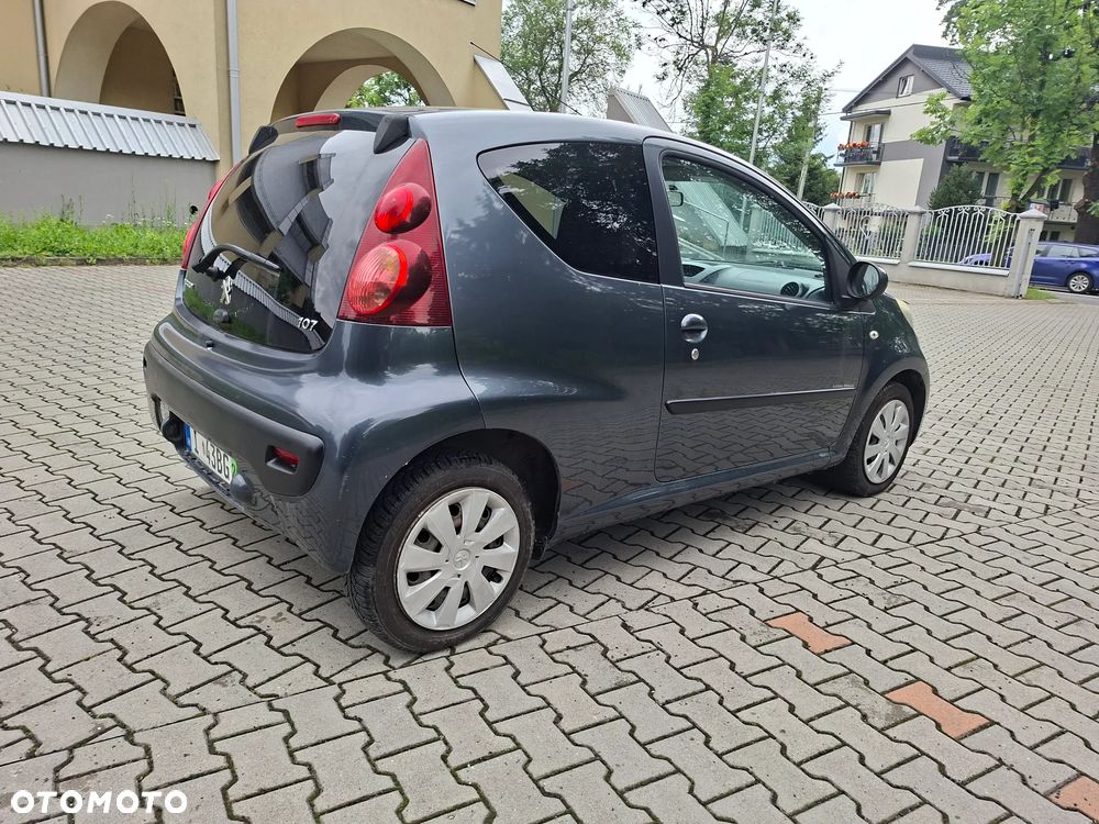 Peugeot 107 70 Black&Silver - 11