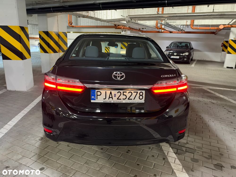 Toyota Corolla - 9
