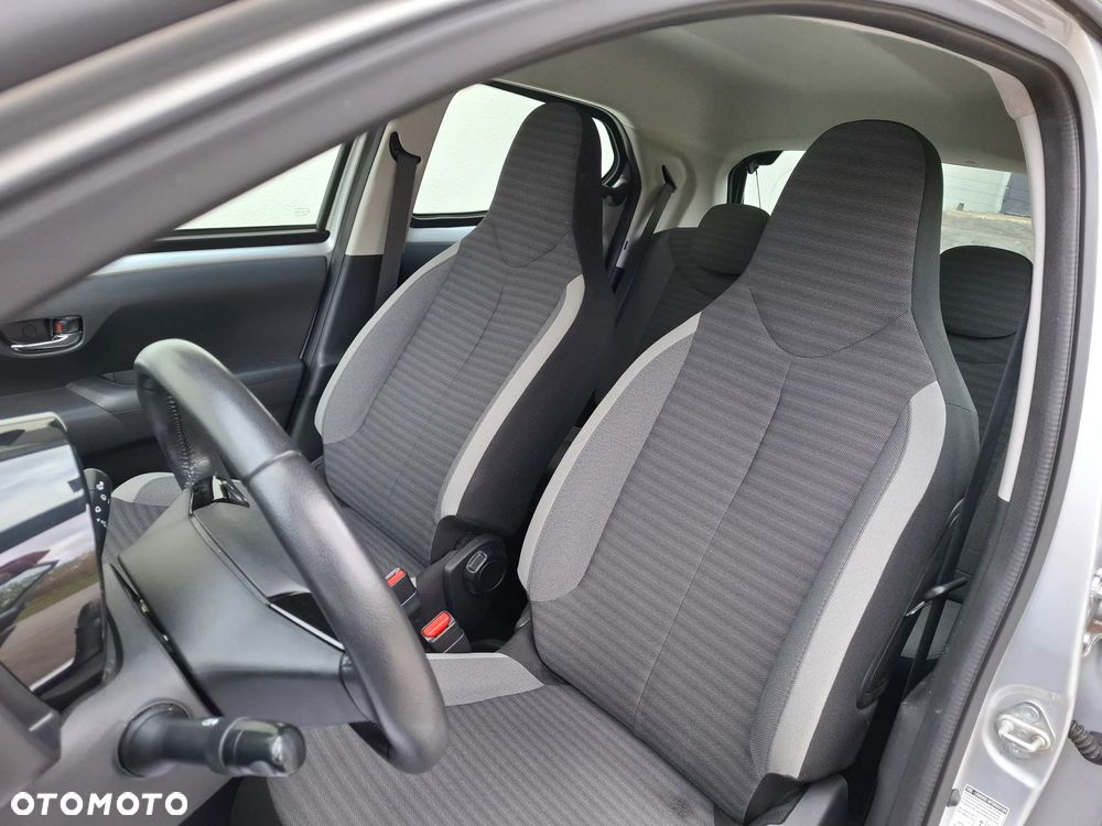 Toyota Aygo 1.0 VVT-i JBL Edition - 11