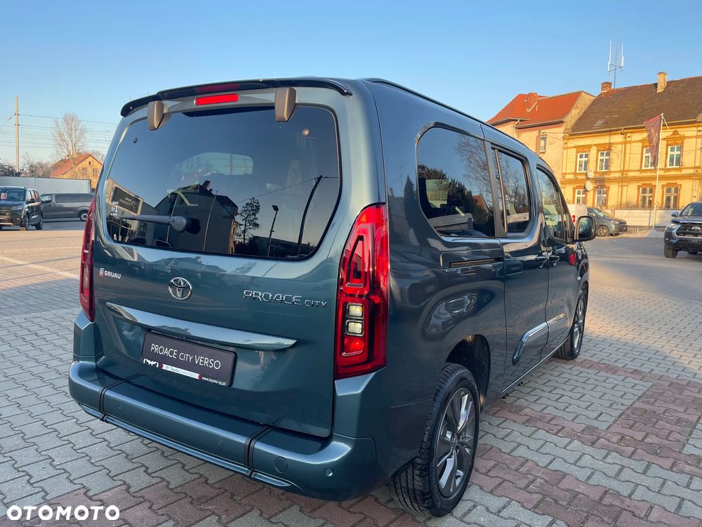 Toyota Proace City Verso Long 1.5 D-4D Family - 6