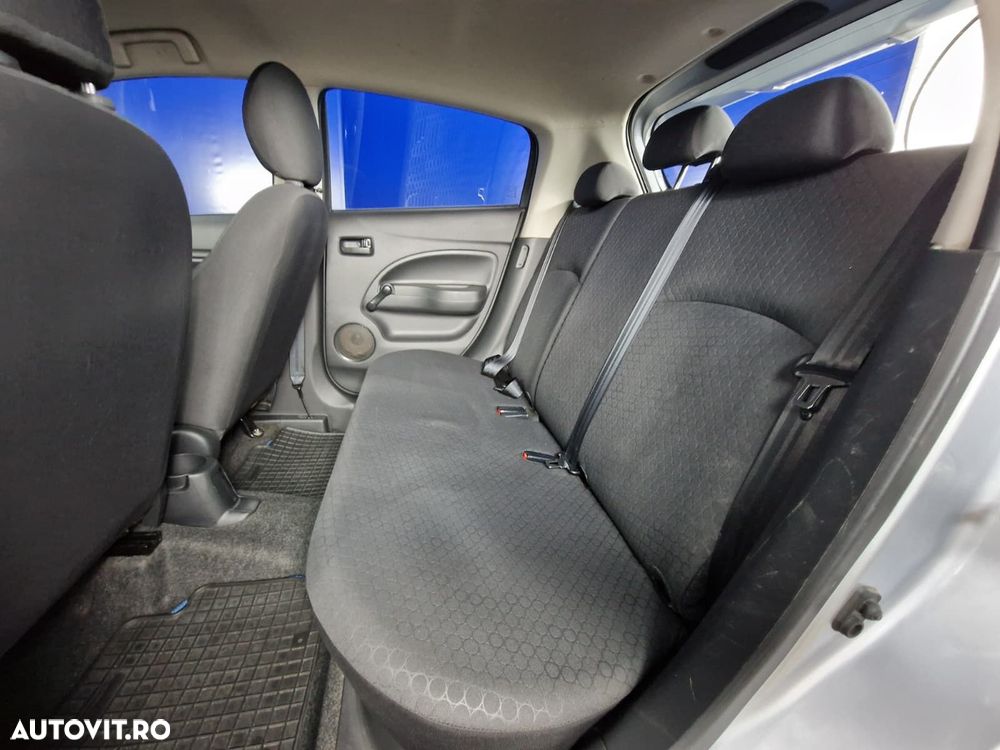 Mitsubishi Space Star - 20