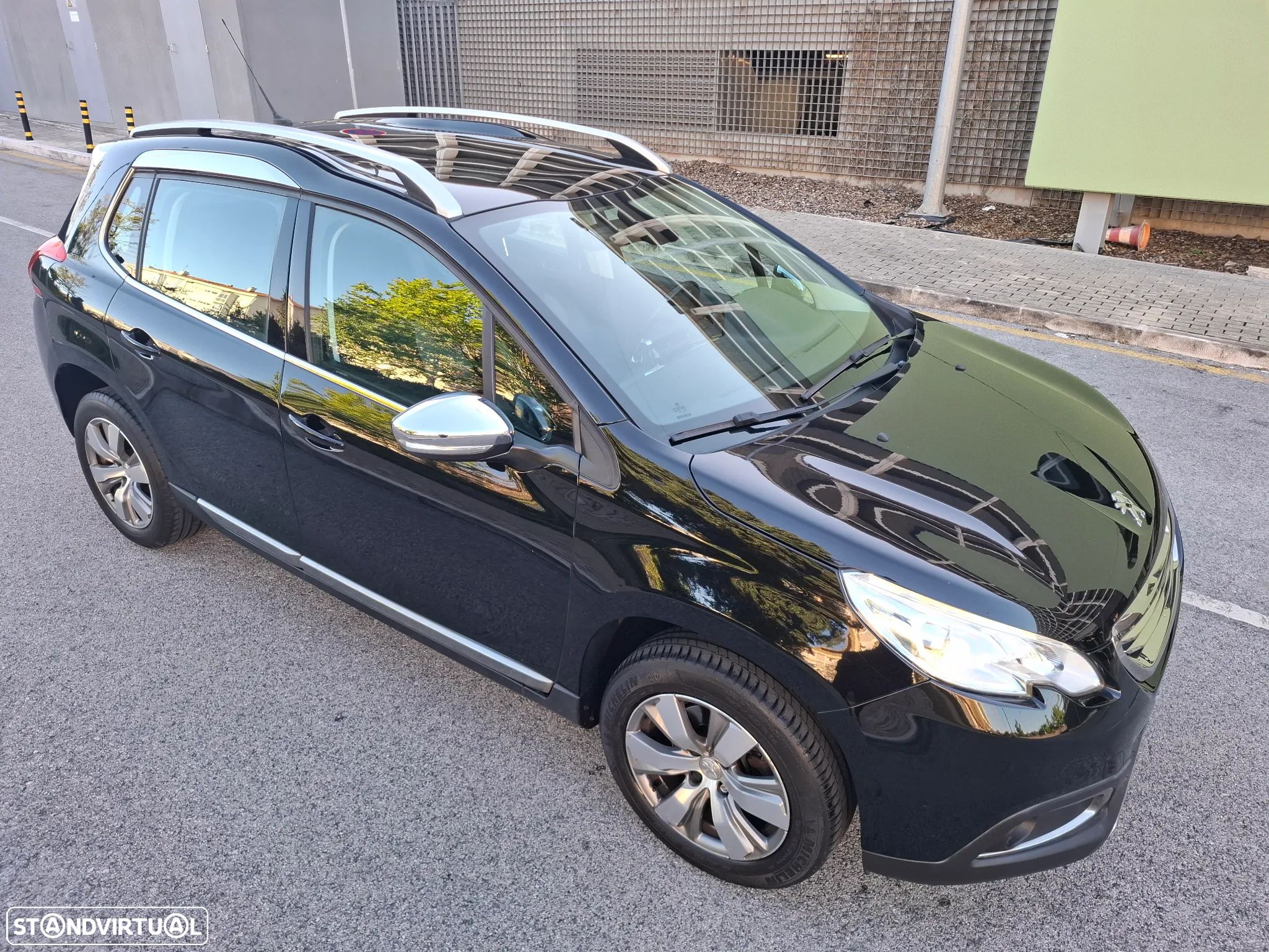 Peugeot 2008 1.2 PureTech Crossway - 1