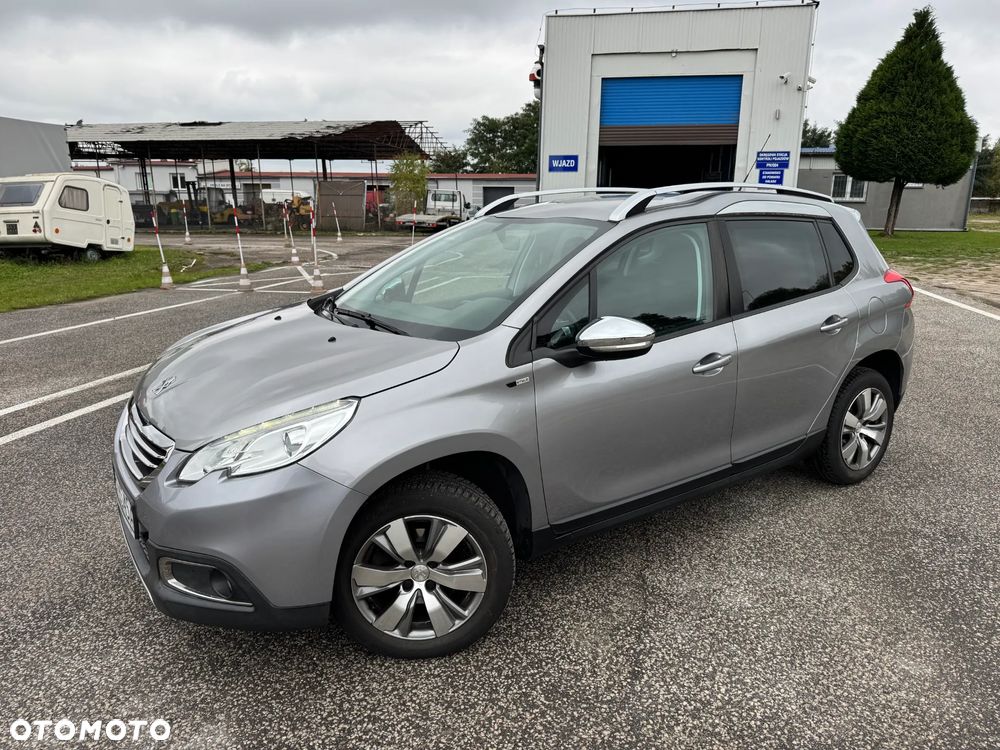 Peugeot 2008 1.2 Pure Tech Style S&S - 1