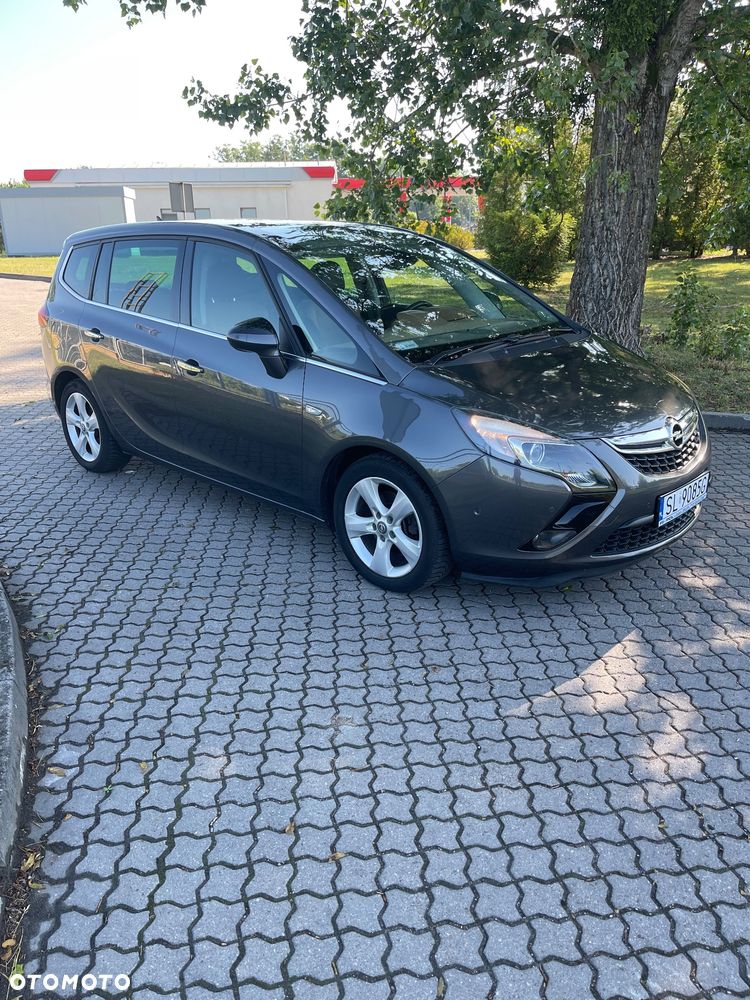 Opel Zafira - 8