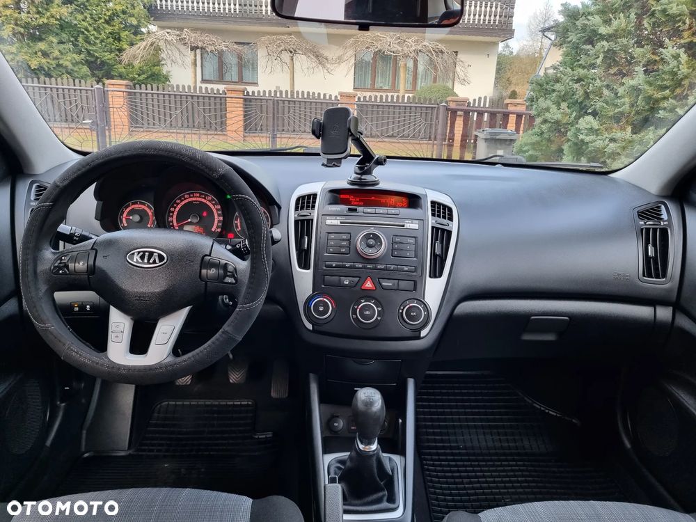 Kia Ceed 1.4 CVVT ISG Vision - 10