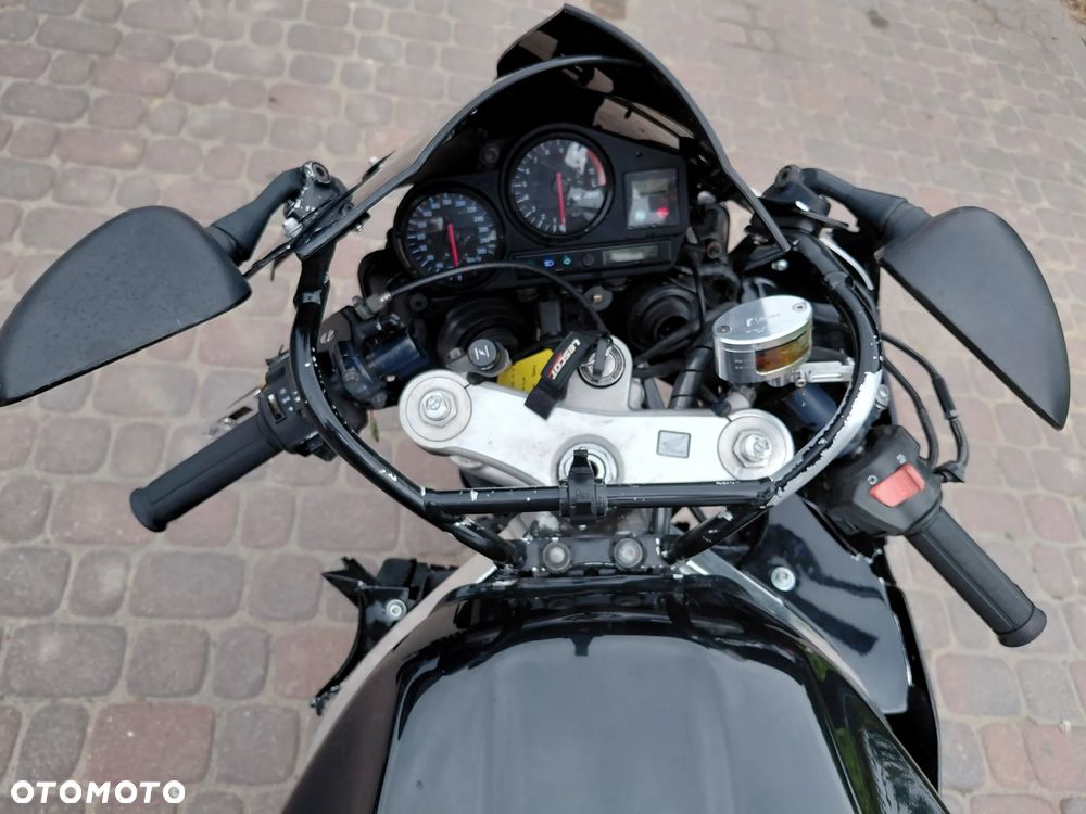 Honda CBR - 10