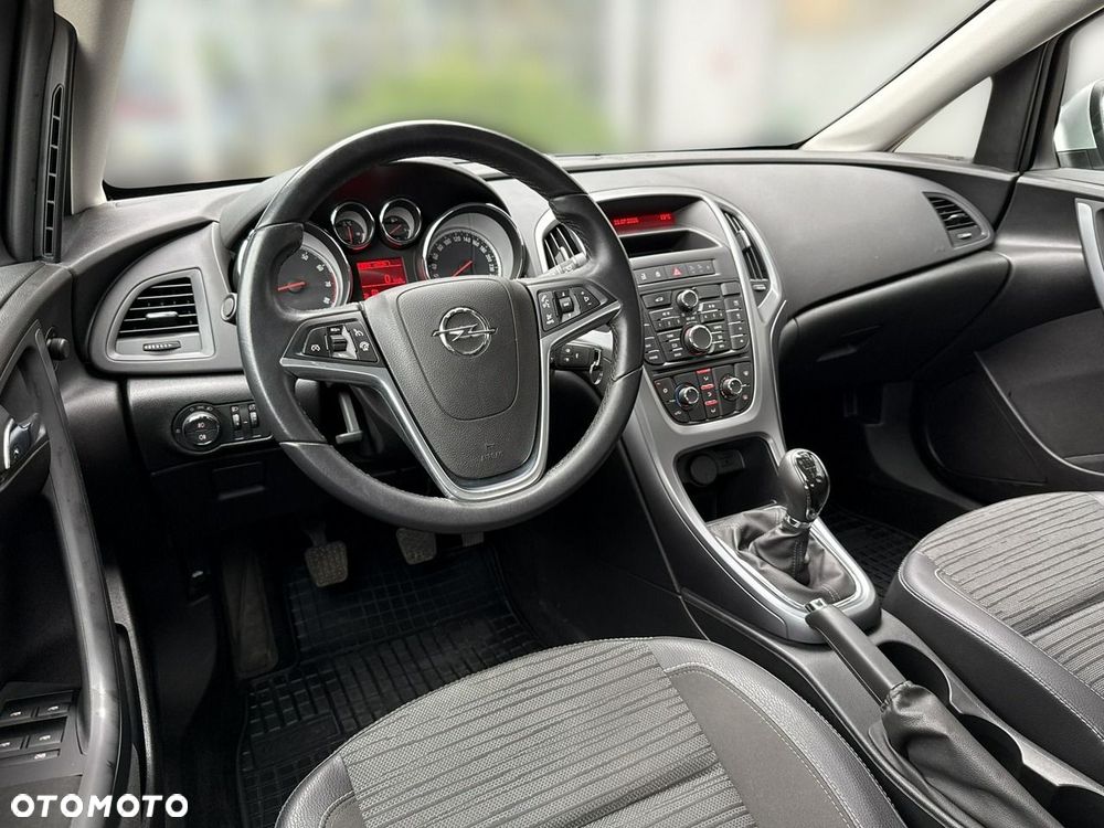Opel Astra 1.4 T Active - 11