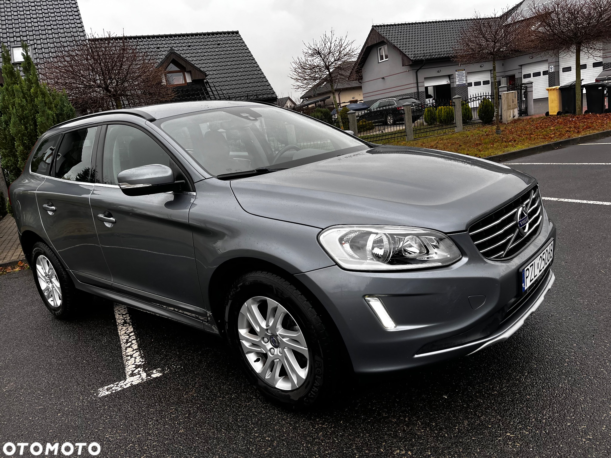 Volvo XC 60 D3 Drive-E Momentum - 17