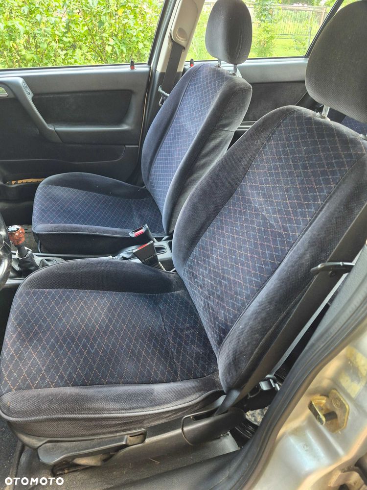 Opel Astra - 4