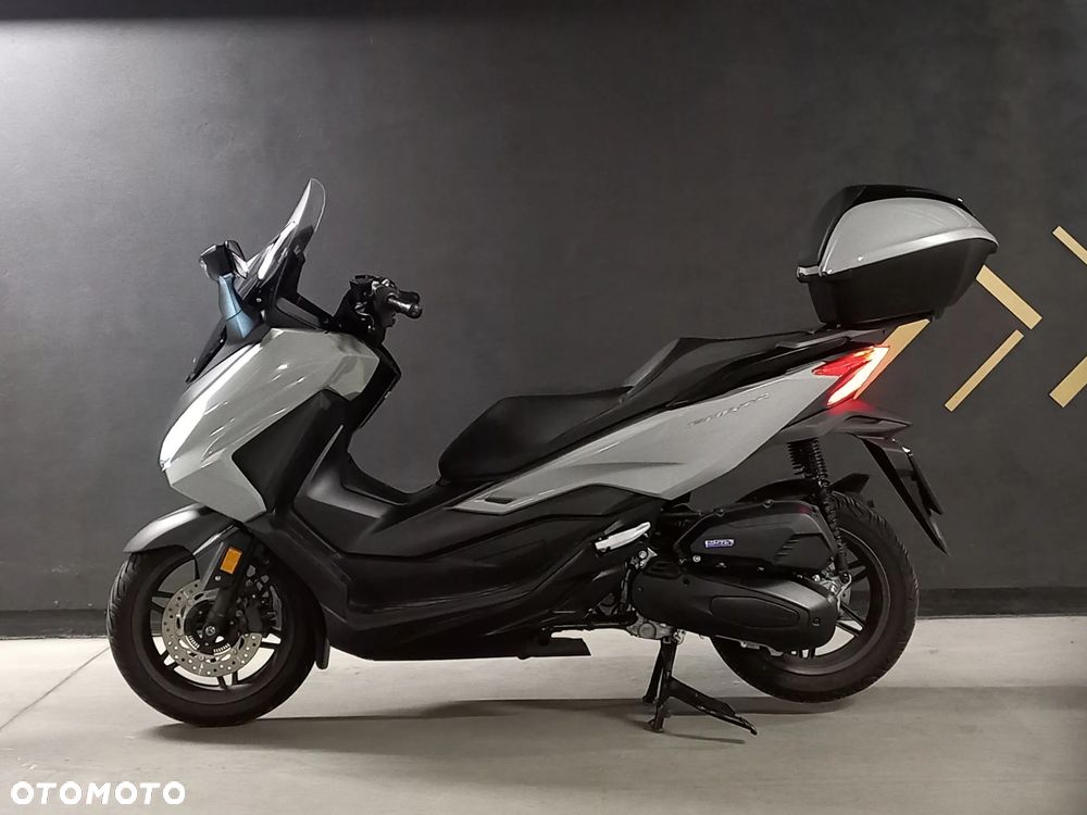 Honda NSS - 6
