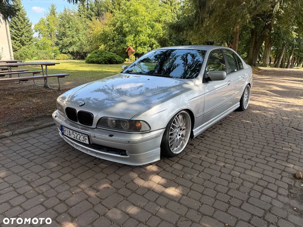 BMW Seria 5 - 1
