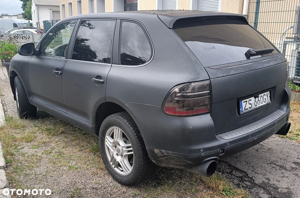 Porsche Cayenne - 7